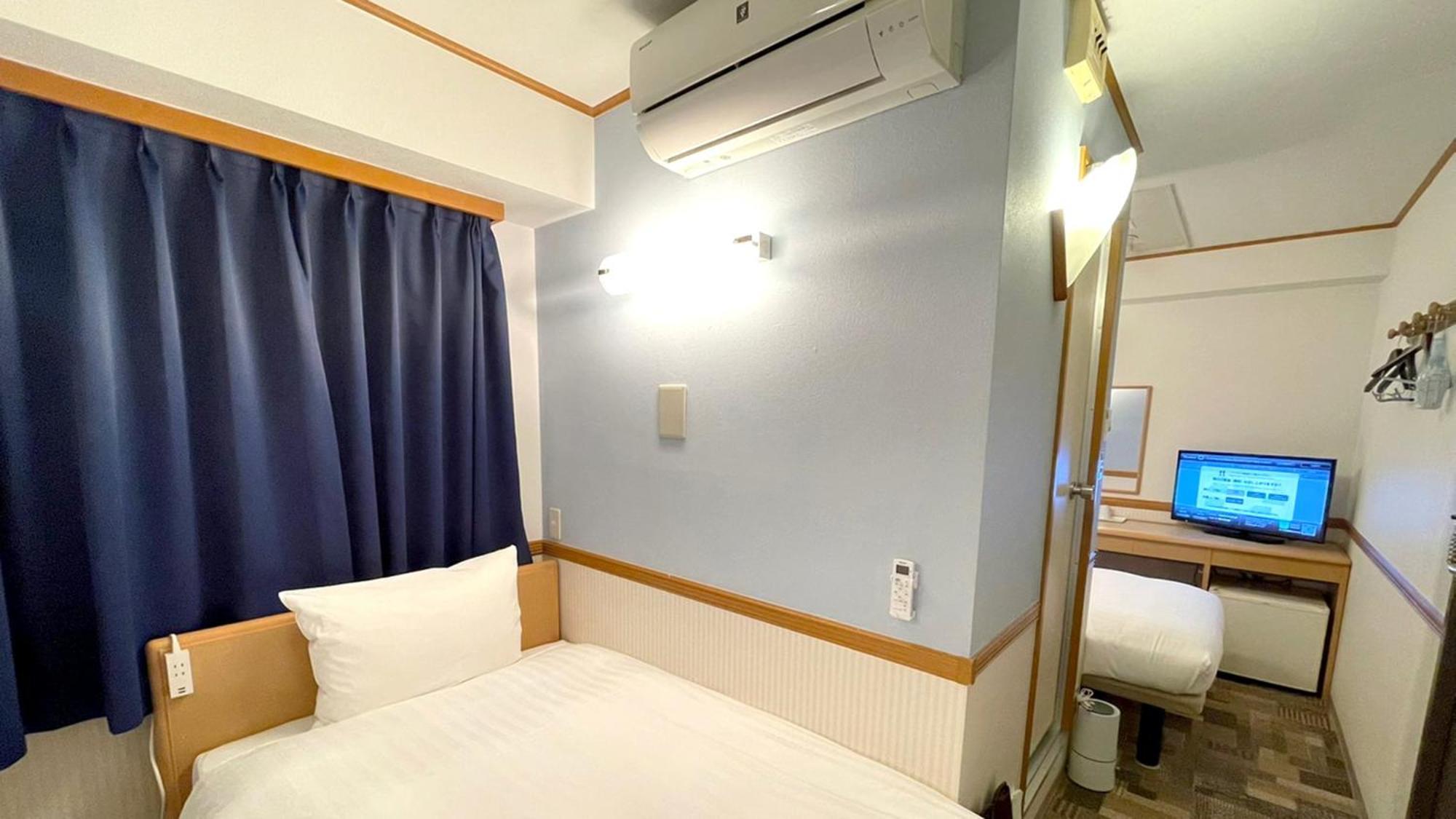 Toyoko Inn Hokkaido Sapporo-Eki Minami-Guchi Exterior foto
