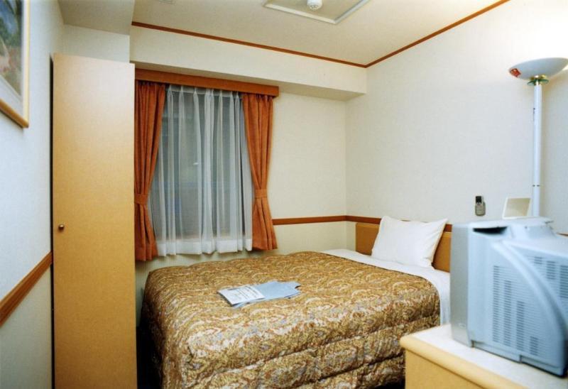 Toyoko Inn Hokkaido Sapporo-Eki Minami-Guchi Exterior foto