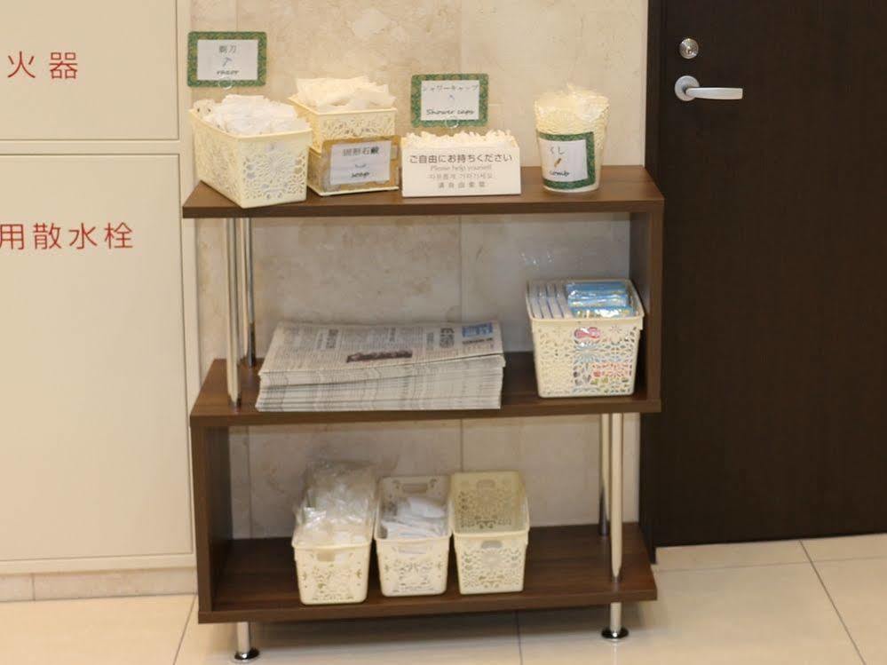Toyoko Inn Hokkaido Sapporo-Eki Minami-Guchi Exterior foto